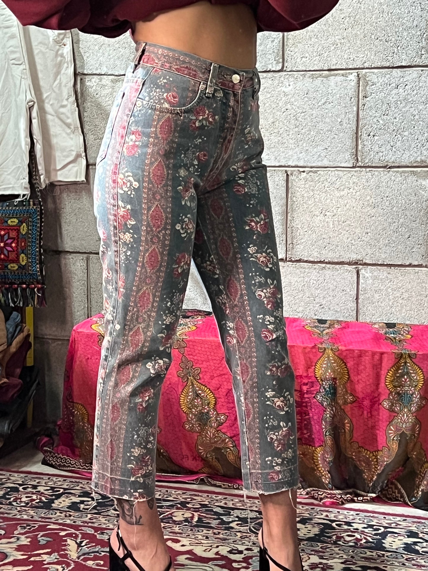Jeans vintage floreali 40