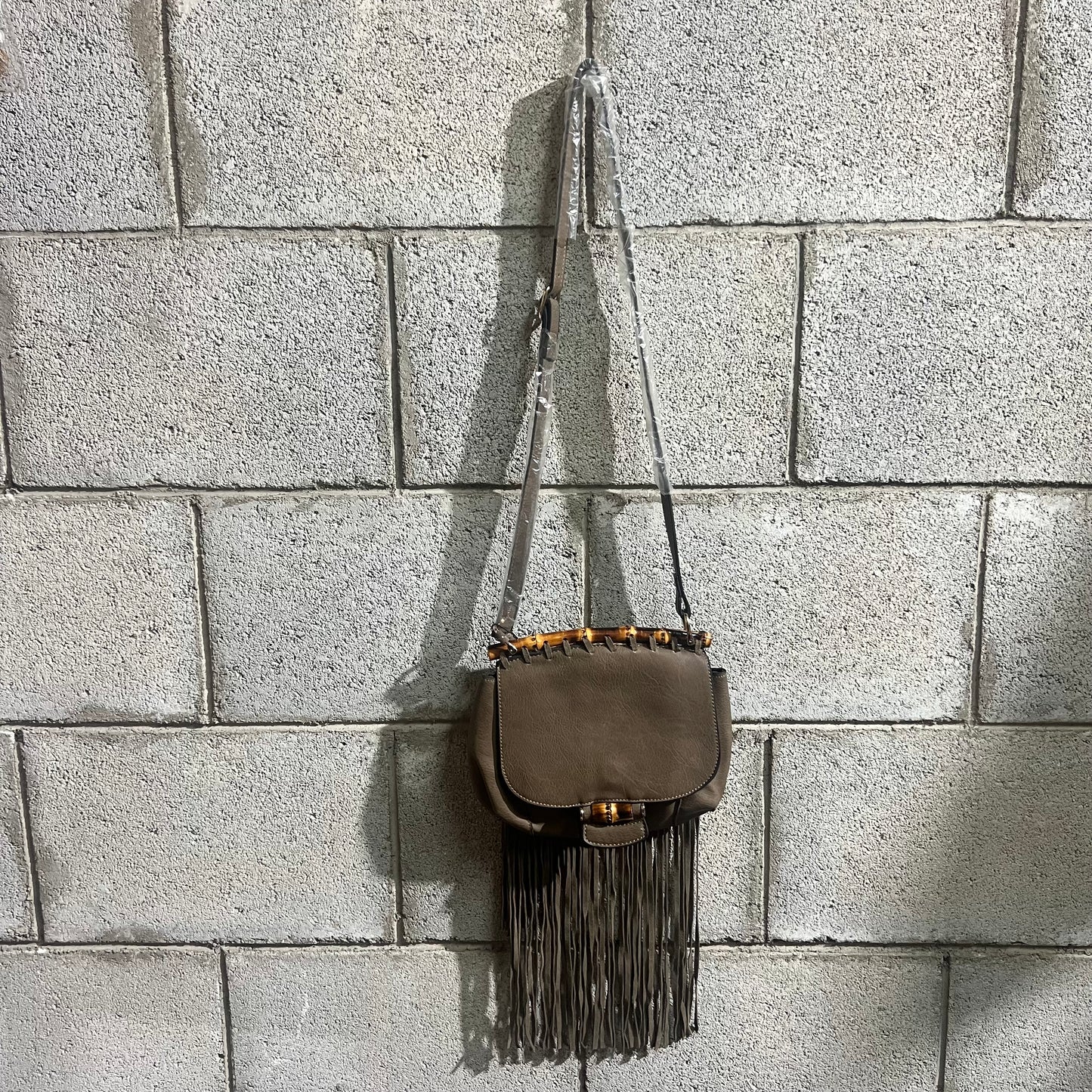 Tracolla con frange Hoggi collection