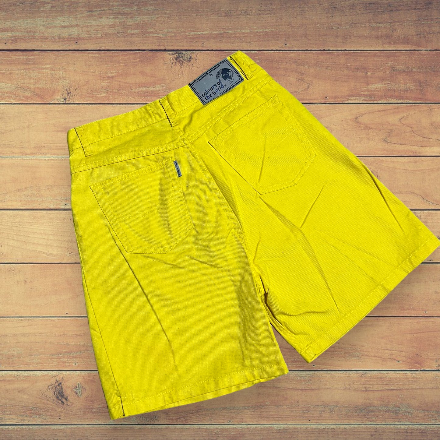 Shorts giallo 40