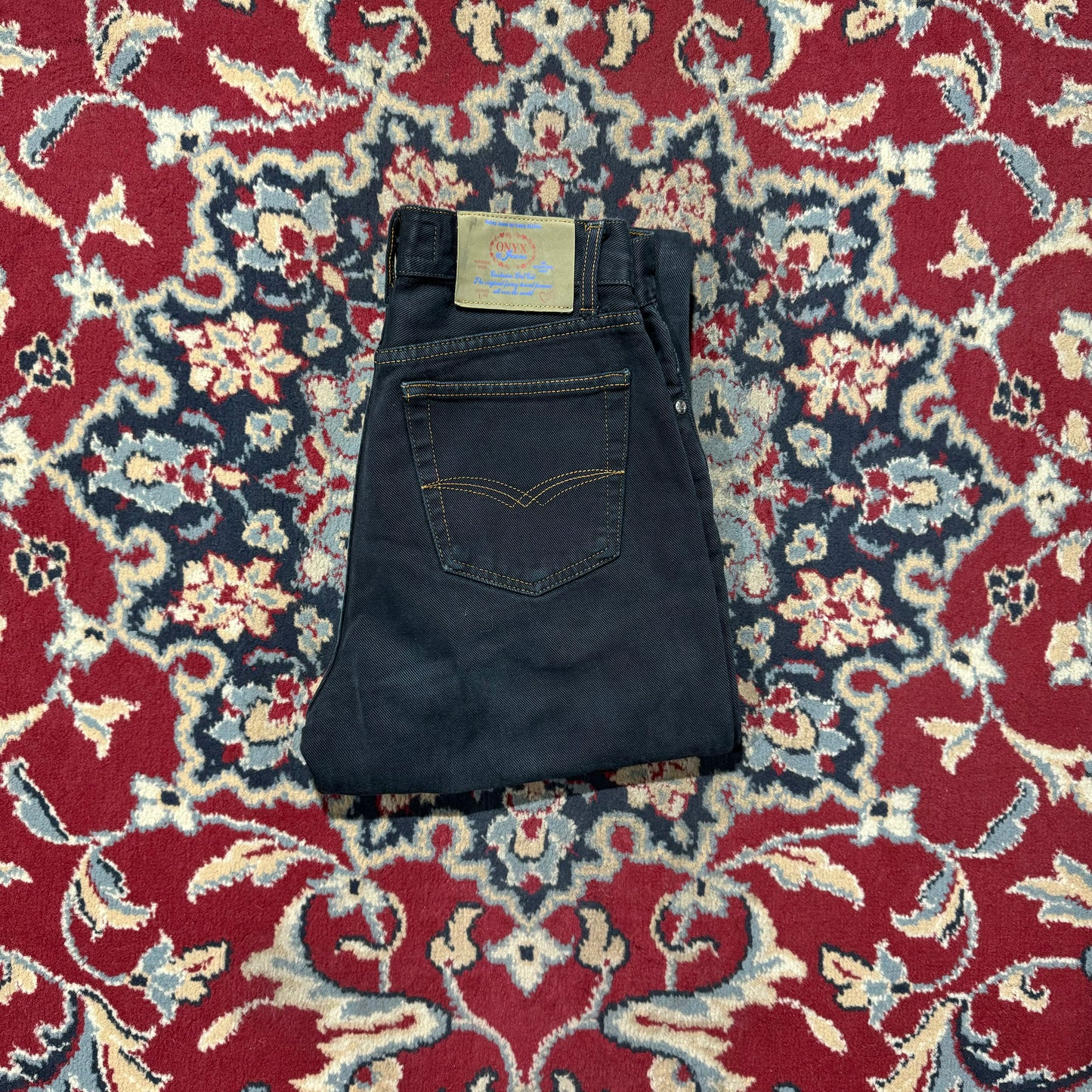 Onyx (29) 40